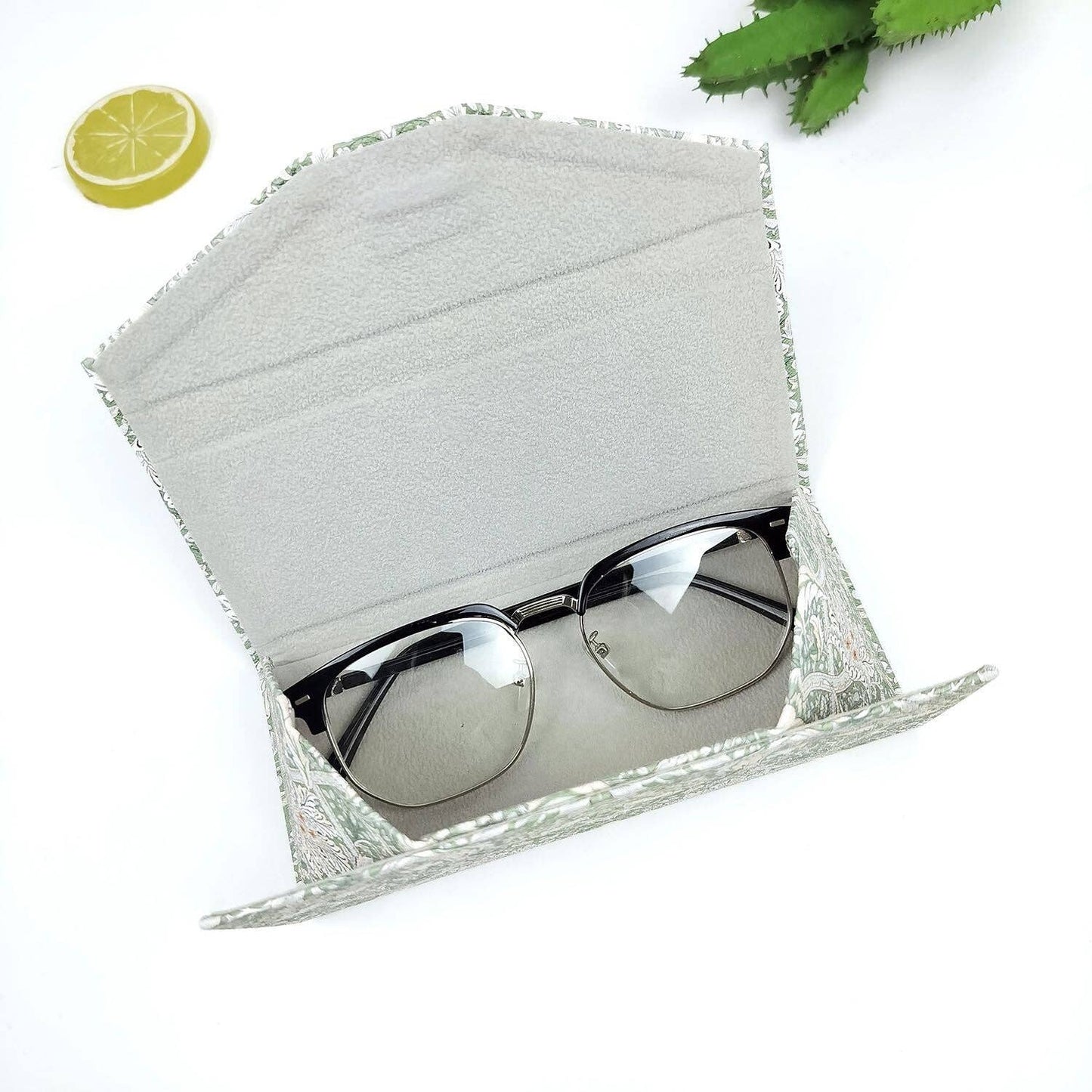 The Great Wave Glasses Case - Vegan Folding Hard Shell Case